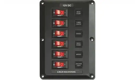 Blue Sea schakelpaneel 6V automatisch 12V Favoriet